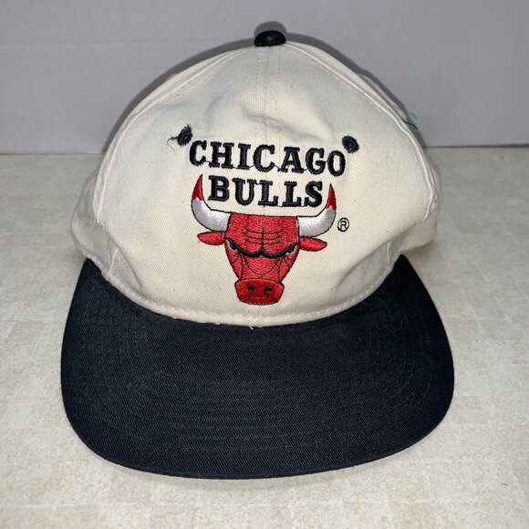 Vintage Chicago Bulls Snap Back Hat Youngan Hat Co. Korea - Picture 1 of 8